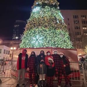 Meet your Posher, Claros